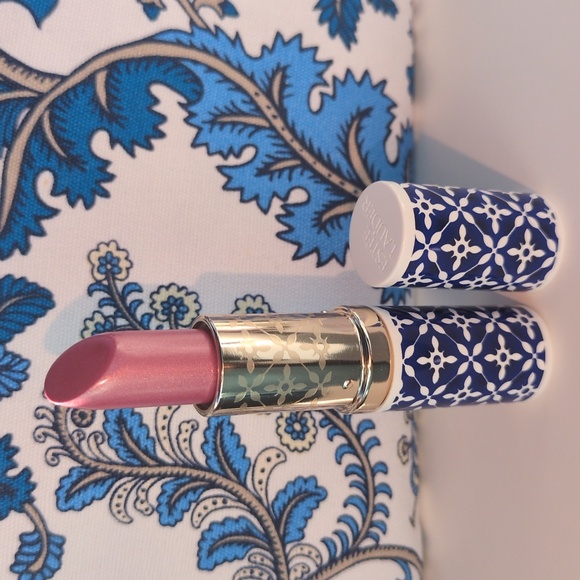 ESTEE LAUDER PURE COLOR ENVY LIPSTICK - Picture 1 of 3